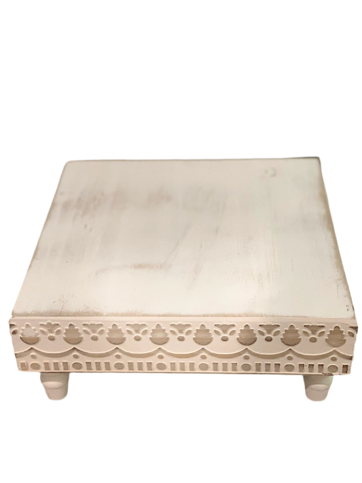 WHITEWASHED SQUARE WOOD RISER