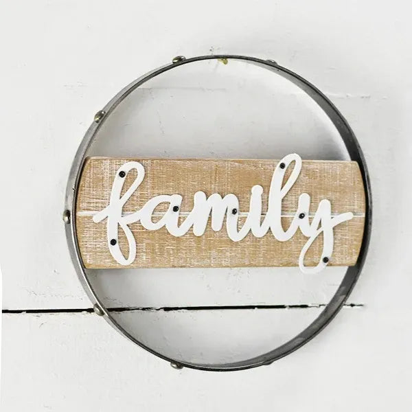 ROUND FAMILY SIGN